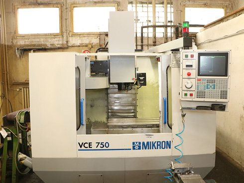 Centro de mecanizado vertical MIKRON VCE 750