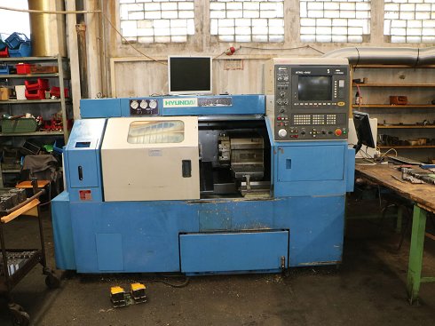 HYUNDAI HIT 18 S CNC lathe