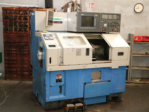 Torno CNC HYUNDAI HIT 8 S