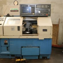 HYUNDAI HIT 8 S CNC lathe, defective