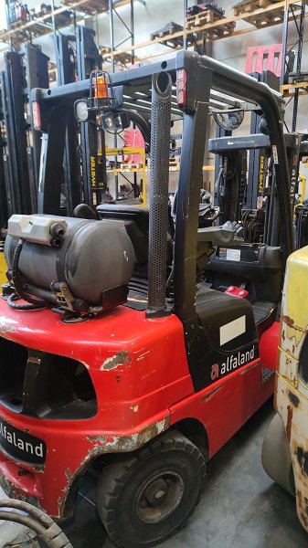 Carretilla elevadora a gas Hyster H2.5 GLP (int 5108)