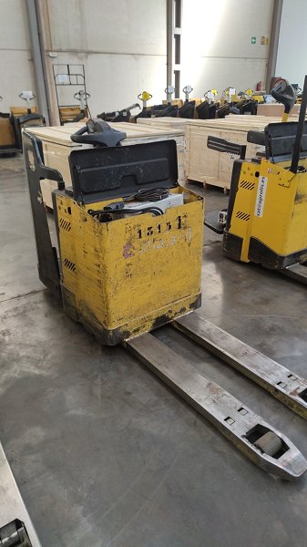 Transpaleta electrica Hyster P2.0 (int 13151)