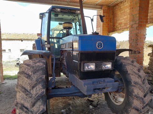 Tractor NEW HOLLAND 8340 -  Z-94407-VE