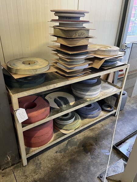 Lot grinding discs on shelf