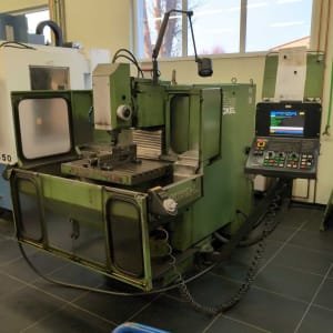 Centro de torneado y fresado CNC DECKEL FP 3 NC