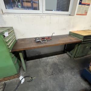 Lot workshop equipment