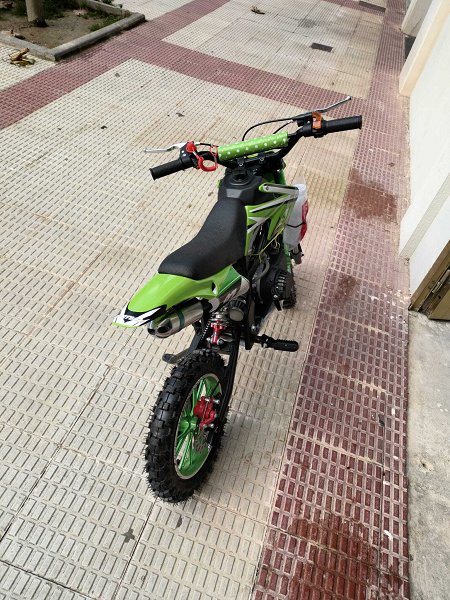 Minimoto automática de 49cc y ruedas de 10". NUEVA (L1)