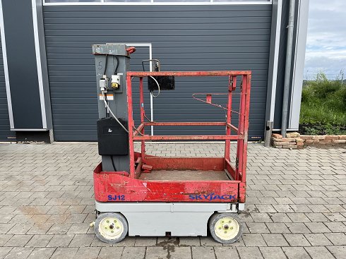 SKY JACK SJ12 Lifting platform