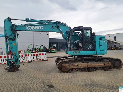 Excavadora KOBELCO SK270SRNLC-5