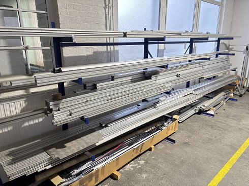 Cantilever rack with contents