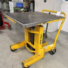 YALE HT 08 M Mobile lifting table