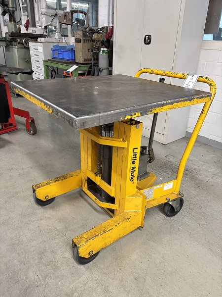 YALE HT 08 M Mobile lifting table