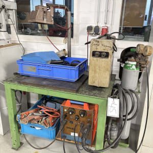 Welding workstation