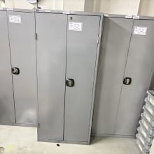 SSI SCHÄFER 3 hinged door cabinets with contents