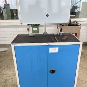 LISTA Workshop cabinet with grinding machine accessories