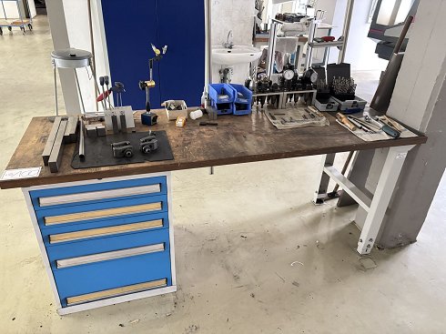 BOTT Workbench with contents