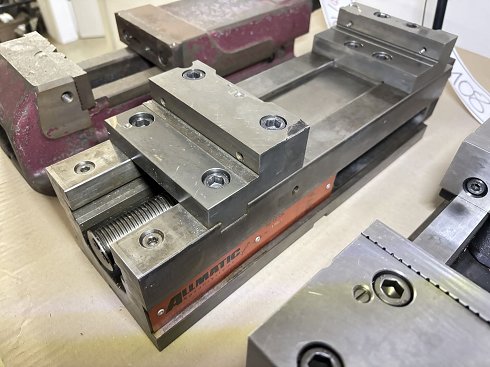 ALLMATIC LC 125 Hydraulic machine vice