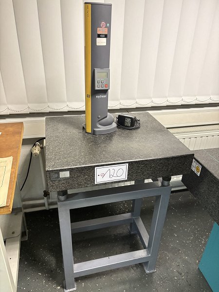 SYLVAC Z CAL 300 Digital height gauge on granite plate