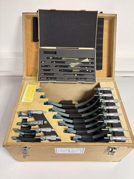 MITUTOYO Set outside micrometers