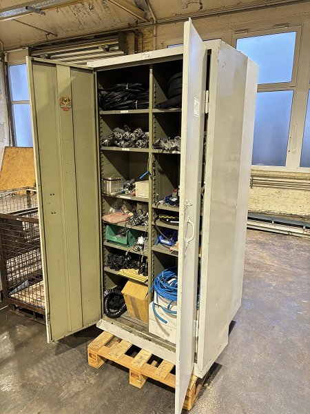 2 hinged door cabinets with contents