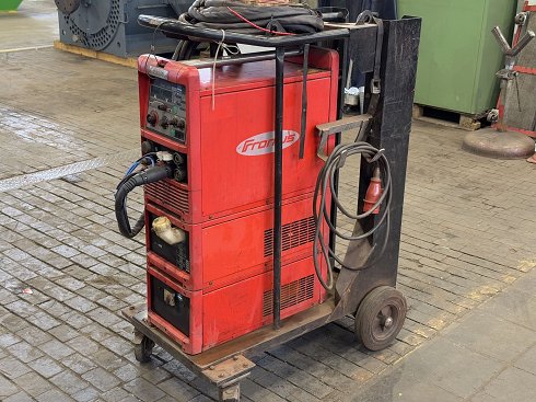 FRONIUS MAGICWAVE 2600 Welding machine