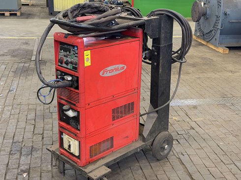 FRONIUS MAGICWAVE 3000 Welding machine