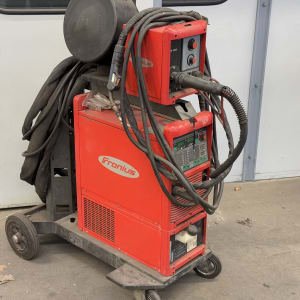 FRONIUS TRANSPULS SYNERGIC 5000 Welding machine