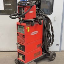 FRONIUS TRANSPULS SYNERGIC 4000 Welding machine