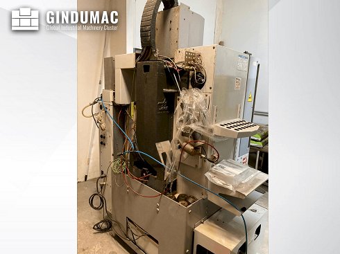 &#x27a4; Centro de mecanizado HAAS OM-2A usado en venta | gindumac.com