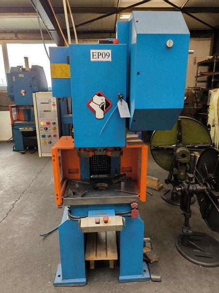 SANGIACOMO T30V CE Eccentric press