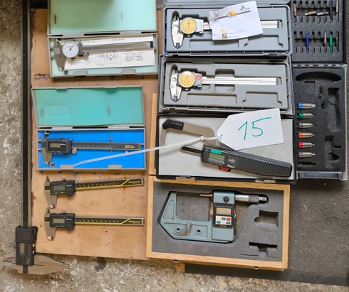 Lot measuring equipment