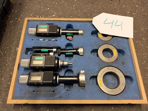 SYLVAC Lot three-point internal micrometers