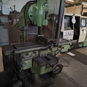 TOS FA3A-V Tool milling machine