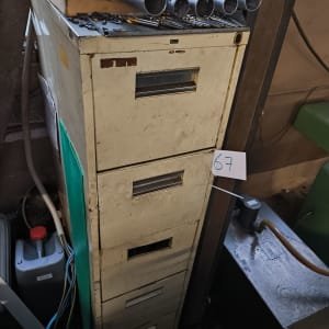 Workshop drawer cabinet with contents