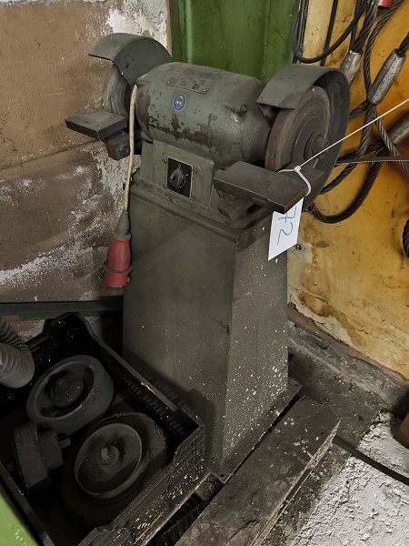 ST 200 Double bench grinder