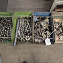 Lot lathe accessories