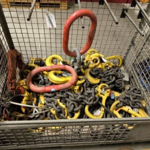 Lot tension chains