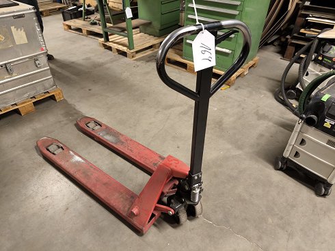 Hand pallet truck