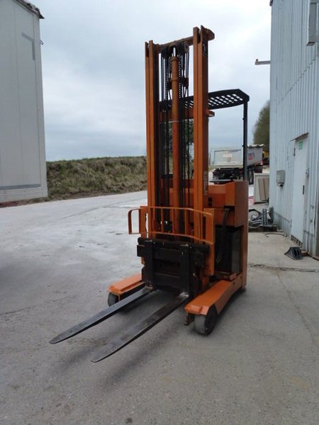 TOYOTA 3FBR13 Electric forklift