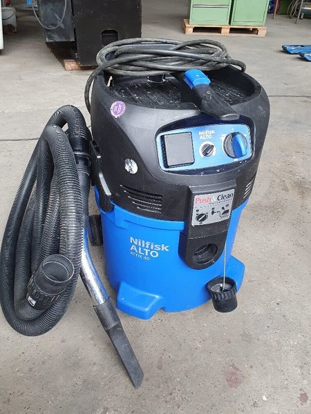 NILFISK-ALTO Attix 30 Industrial vacuum cleaner