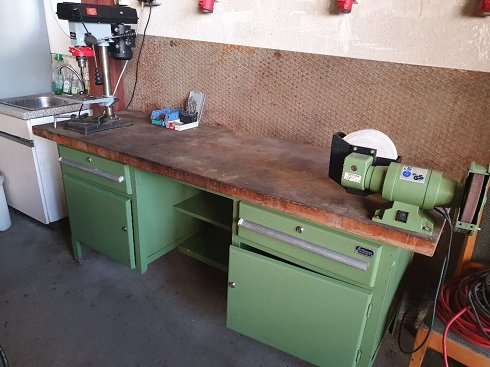 HOFFMANN workbench including drill and bench grinder