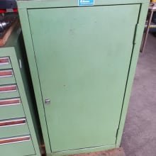 Door cabinet