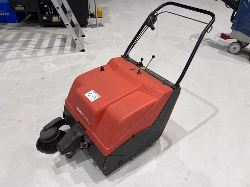 HAKO Hamster 700E Sweeper