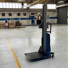 Elevador de carga ADVANCED HANDLING ST-FR-260-1600-E-PLAT