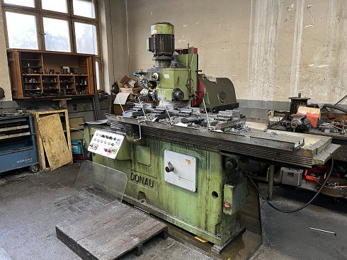 DONAU ZFM 300 H Rack and pinion milling machine