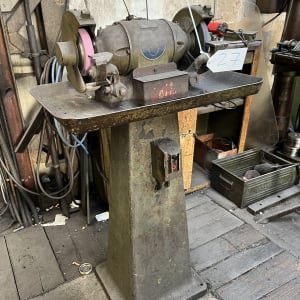 Double bench grinder