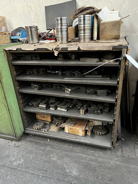 Workshop drawer cabinet with contents