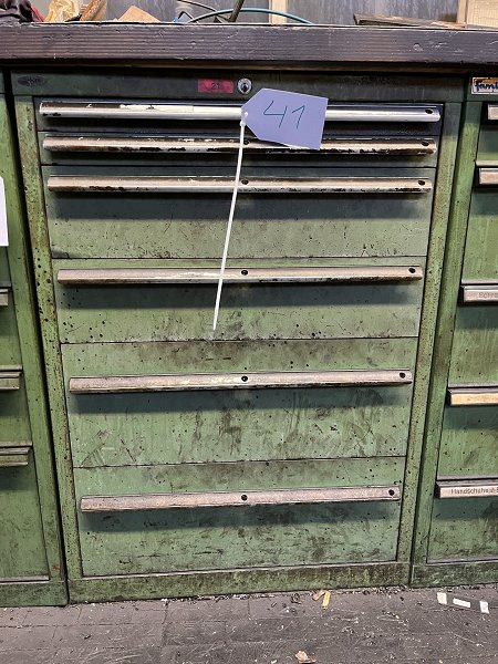 Workshop drawer cabinet with contents