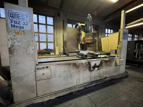 WIEST FBZ 32 MEGA CNC vertical machining centre