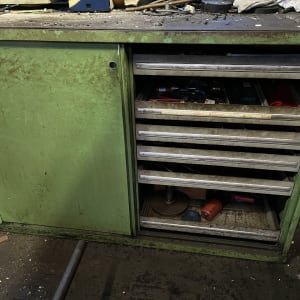 Workshop drawer cabinet with contents